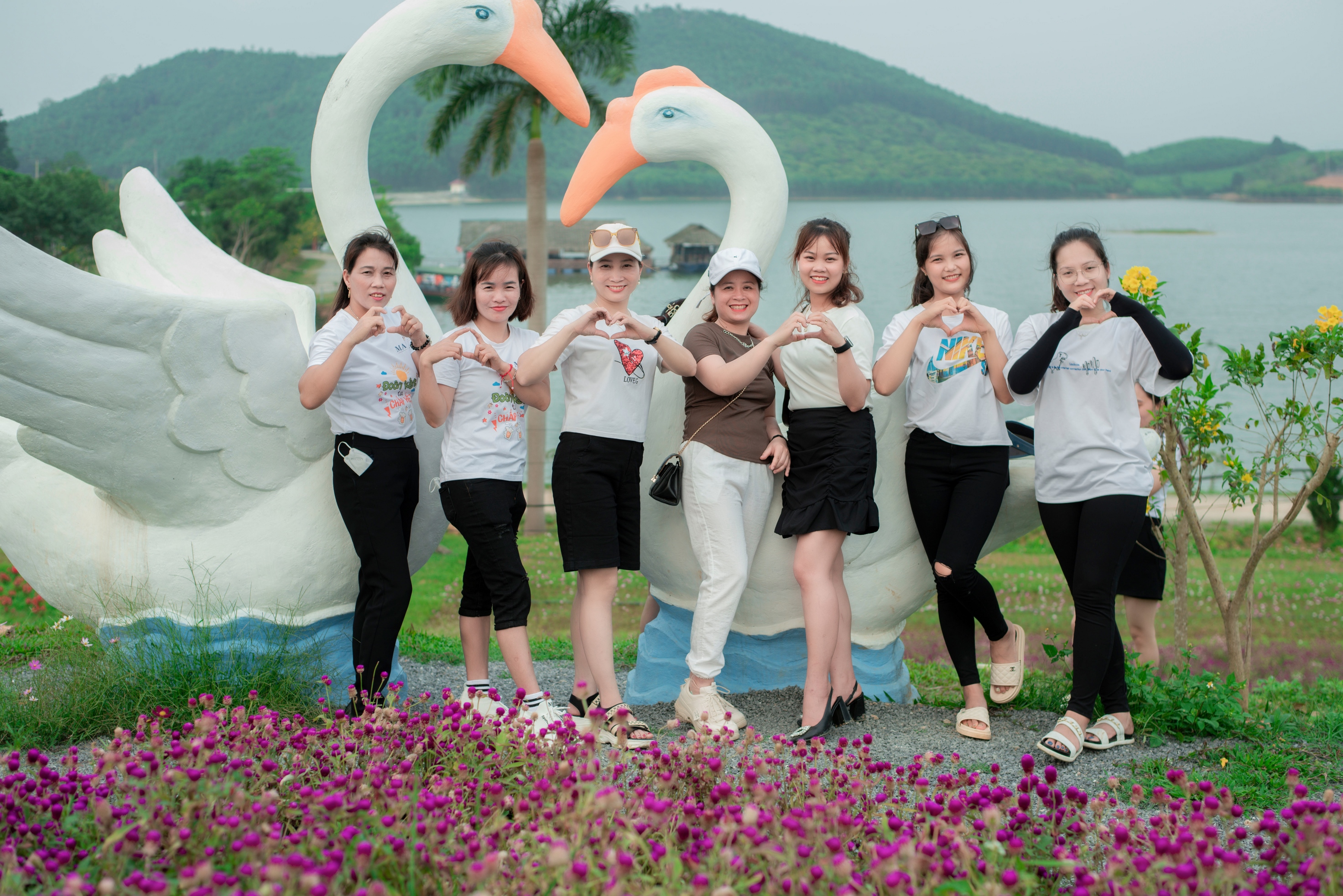 Những hình ảnh teambuilding  ở Hòn Mát