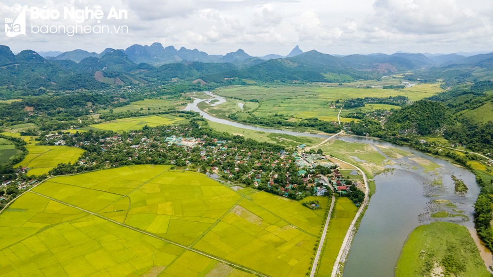 DU LỊCH CON CUÔNG NGHỆ AN - MẢNH ĐẤT CỦA NÚI RỪNG VÀ HOANG SƠ